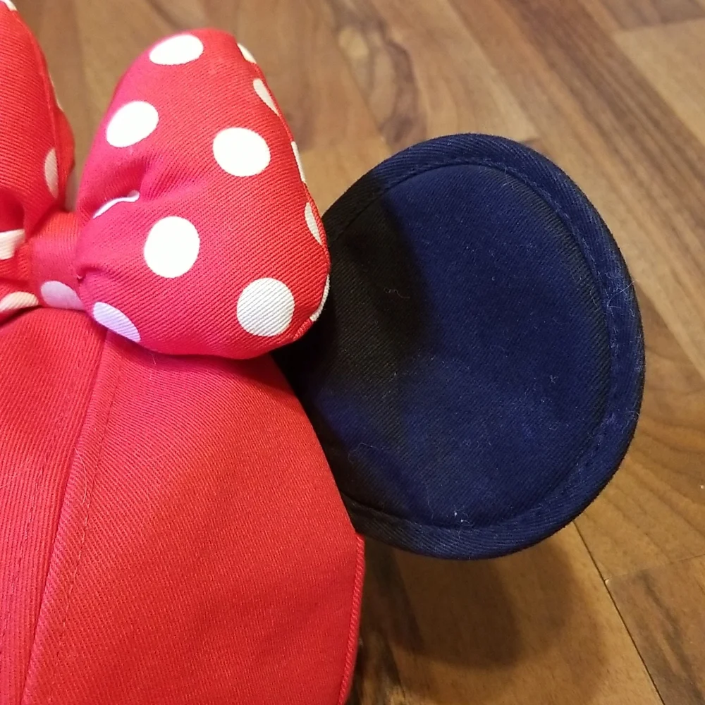 Disney Disneyland Parks Minnie Mouse Ears Hat with Polka Dot Puffy Bow Youth